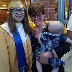 Meet your Posher, Flo